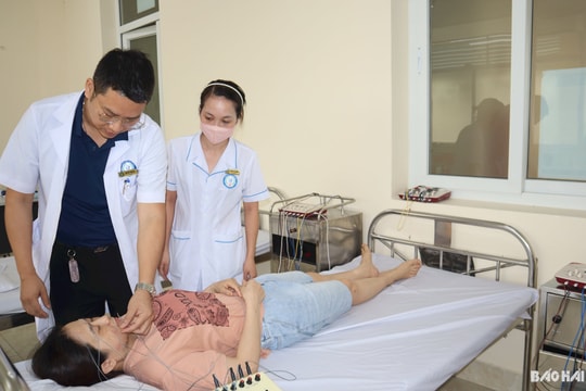 Chớ xem nhẹ bệnh liệt dây thần kinh số 7 ngoại biên