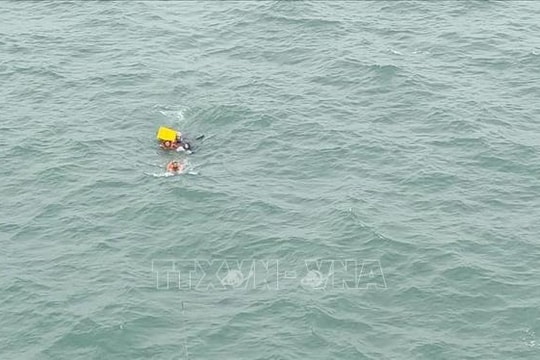 Hai vợ chồng tử nạn khi đi đánh cá tại vịnh Hạ Long