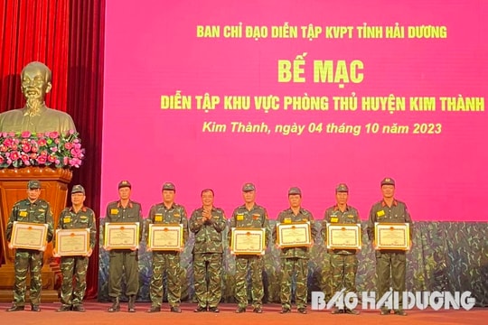 Diễn tập khu vực phòng thủ huyện Kim Thành đạt loại giỏi