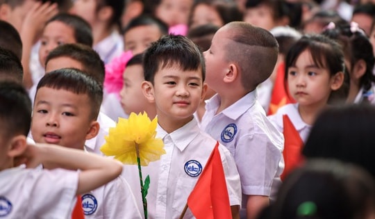 Đề nghị tăng giám sát, tăng giải trình về khoản thu tiền trường