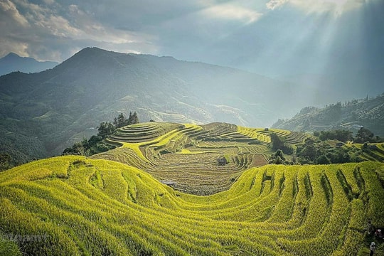 Trải nghiệm khác biệt từ những “nấc thang thiên đường” vùng Tây Bắc