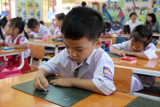 Tuyệt đối không để xảy ra tình trạng lạm thu đầu năm học