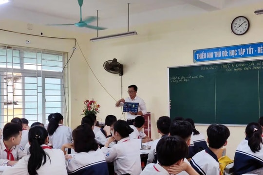 Quỹ lớp "chia đều, nộp đủ"