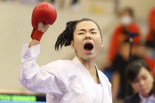 Karate tiếp tục lập công với 1 huy chương bạc