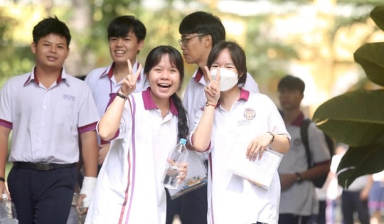 Cần rạch ròi tự nguyện và chính khóa