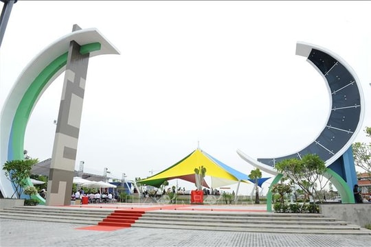 Khánh thành công viên, hồ hiện đại nhất quận Long Biên