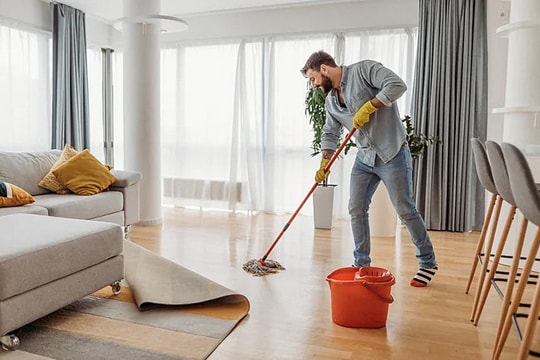 Hiệu quả bất ngờ của lau nhà bằng nước xả vải