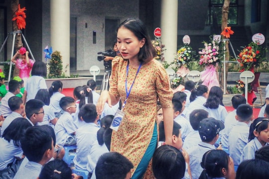 Hưởng phụ cấp ưu đãi cao hơn ngành nghề khác, đời sống giáo viên vẫn khó khăn