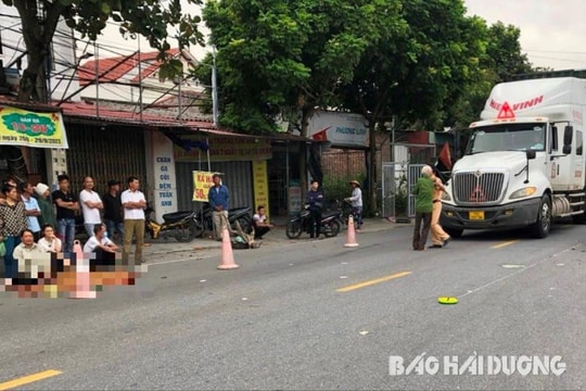 Đi bộ qua quốc lộ 38B, cụ bà 77 tuổi bị ô tô đâm tử vong