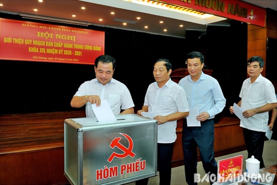 Hôm nay 13/10, Ban Chấp hành Đảng bộ tỉnh Hải Dương khóa XVII tổ chức Hội nghị lần thứ 16