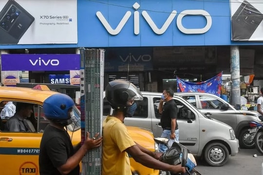 Ấn Độ bắt giữ một lãnh đạo công ty điện thoại lớn của Trung Quốc