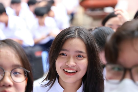 Vì chuyện thu chi đầu năm, giáo viên cũng "sợ" họp phụ huynh