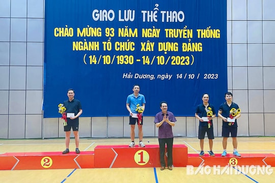 Giao lưu thể thao chào mừng 93 năm Ngày truyền thống ngành tổ chức xây dựng Đảng