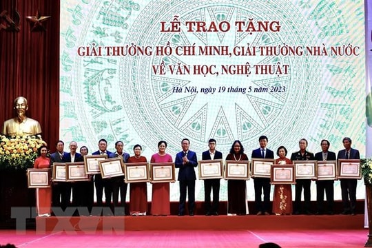 Tạm ứng kinh phí chi trả tiền thưởng Giải thưởng Hồ Chí Minh