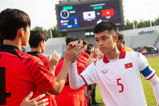 U18 Việt Nam thất bại trước U18 Hàn Quốc