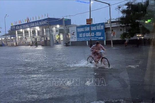 Đà Nẵng cho học sinh nghỉ học vào ngày 16/10 do mưa lớn