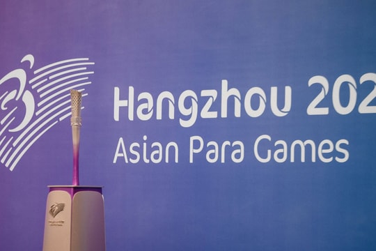 Đoàn thể thao người khuyết tật Việt Nam lên đường tham dự ASIAN Para Games 4