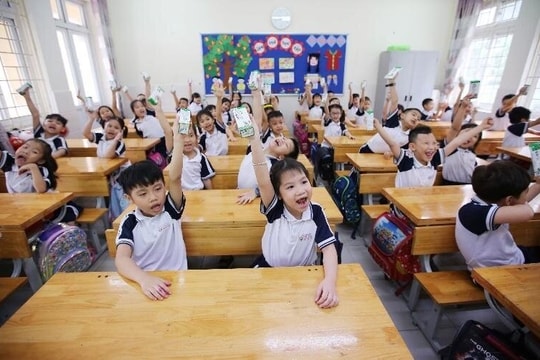 5 địa phương miễn học phí năm học 2023 - 2024