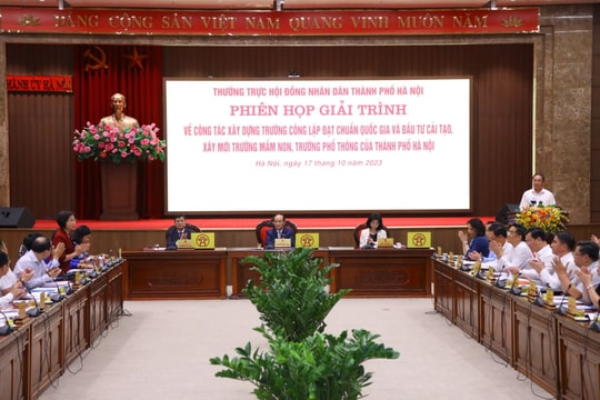 Lãnh đạo các quận Hà Nội giải trình việc thiếu trường công