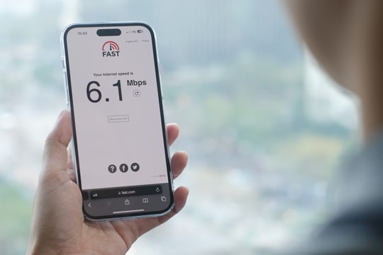 Tốc độ Internet di động Việt Nam tụt chín bậc