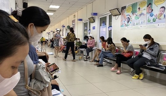 Rao bán thuốc đặt phụ khoa như "thần dược", chị em tự mua, tự đặt bất cần bác sĩ