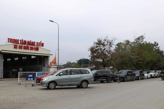 Cần sớm điều chỉnh tăng giá đăng kiểm xe cơ giới để tháo gỡ ùn tắc