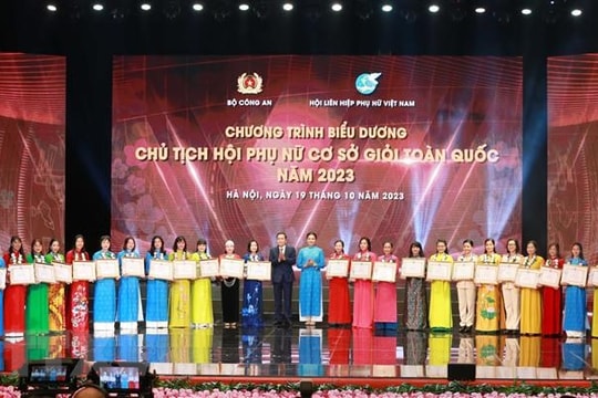 Biểu dương 293 Chủ tịch Hội Phụ nữ Cơ sở Giỏi Toàn quốc