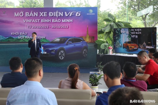 Gần 10 khách hàng Hải Dương đặt cọc mua xe điện VF6