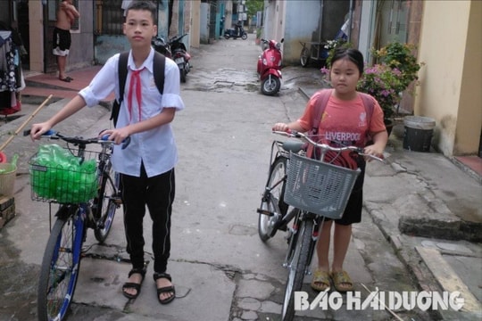Hoàn cảnh đáng thương của 2 anh em mồ côi giữa lòng thành phố