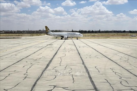 Quân đội Israel nã tên lửa sân bay Damascus, Aleppo