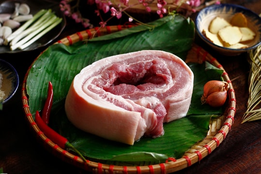 Cách luộc thịt ba chỉ mềm ngọt