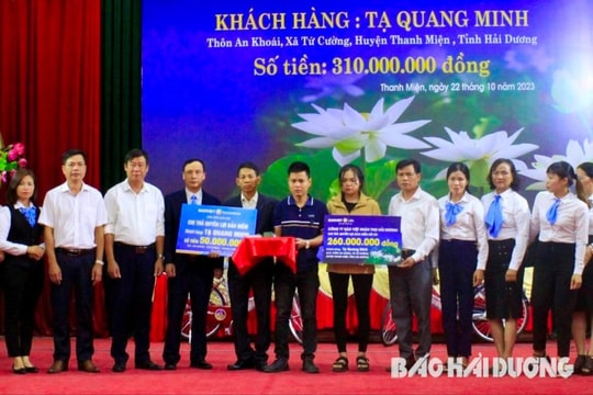 Bảo Việt Nhân thọ Hải Dương chi trả quyền lợi của nạn nhân thiệt mạng khi sửa máy gặt