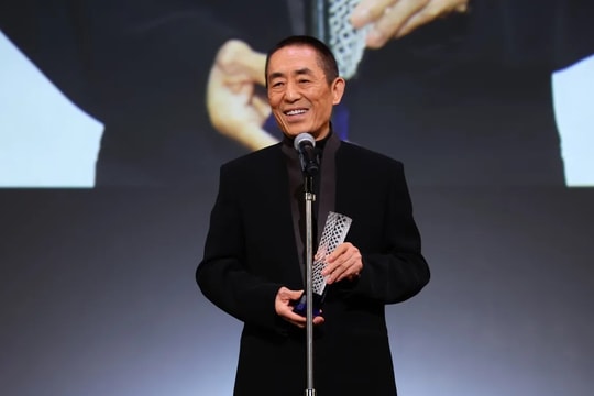 Trương Nghệ Mưu nhận giải Thành tựu trọn đời tại Liên hoan phim Tokyo 2023