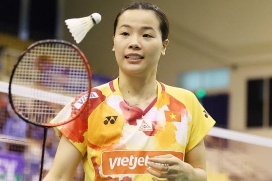 Thùy Linh thua đương kim vô địch Olympic tại giải Pháp Mở rộng