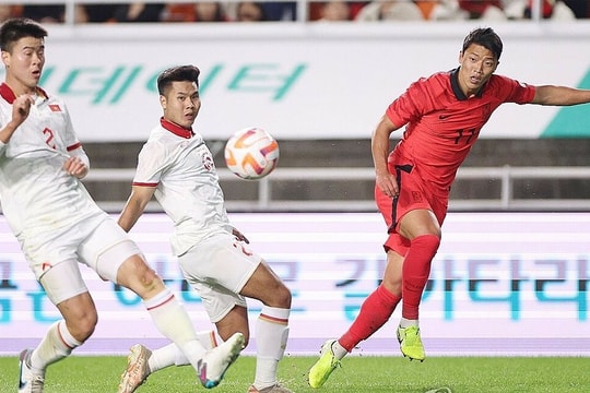 Việt Nam tăng bậc trên bảng FIFA