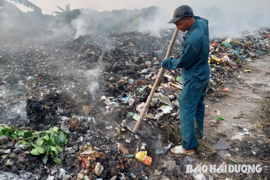 Đốt rác ở xã Thanh Quang làm cháy lan sang vườn vải