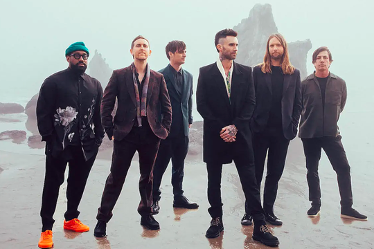 Maroon 5 lưu diễn ở Phú Quốc