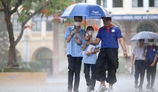 Hơn 88% số học sinh THPT phải đi học thêm