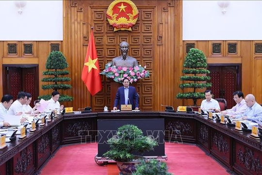Thủ tướng chủ trì họp Thường trực Chính phủ về cung ứng điện cho sản xuất, tiêu dùng