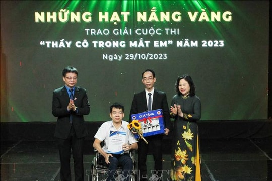 33 tác phẩm xuất sắc đoạt giải cuộc thi "Thầy cô trong mắt em" năm 2023