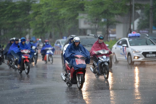 Miền Trung bước vào đợt mưa rất lớn