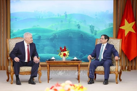 Thủ tướng Phạm Minh Chính tiếp Bộ trưởng Bộ Nội vụ Nga