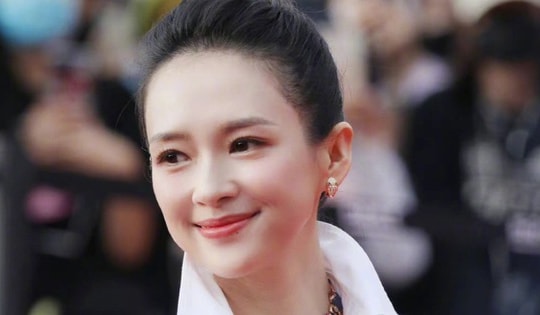 Vì sao Chương Tử Di ngày càng đắt giá sau khi ly hôn Uông Phong?