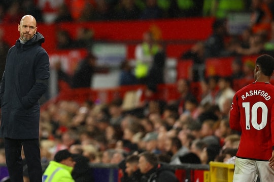 Erik ten Hag tuyên bố nóng, lộ hình phạt MU sau khi thua Man City