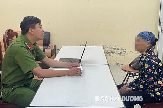 Bị lừa bởi cán bộ giả?