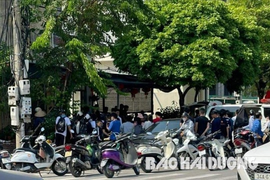 Mâu thuẫn, chồng chém vợ rồi tự tử
