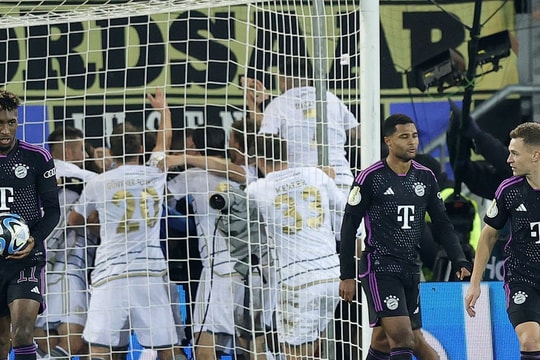 Bayern Munich thua thảm đội hạng Ba ở Cúp Đức