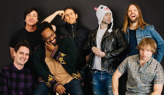 Nhóm nhạc Maroon 5 là ai mà hot thế?