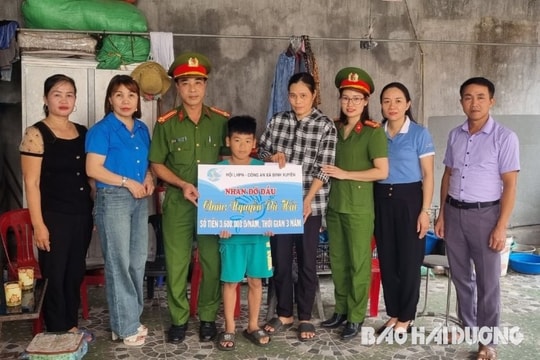 Công an Hải Dương nhận đỡ đầu thêm 6 trẻ mồ côi