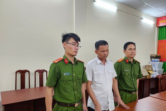 Đề nghị truy tố nhân viên bảo dưỡng máy bay ở Tân Sơn Nhất tiếp tay buôn lậu